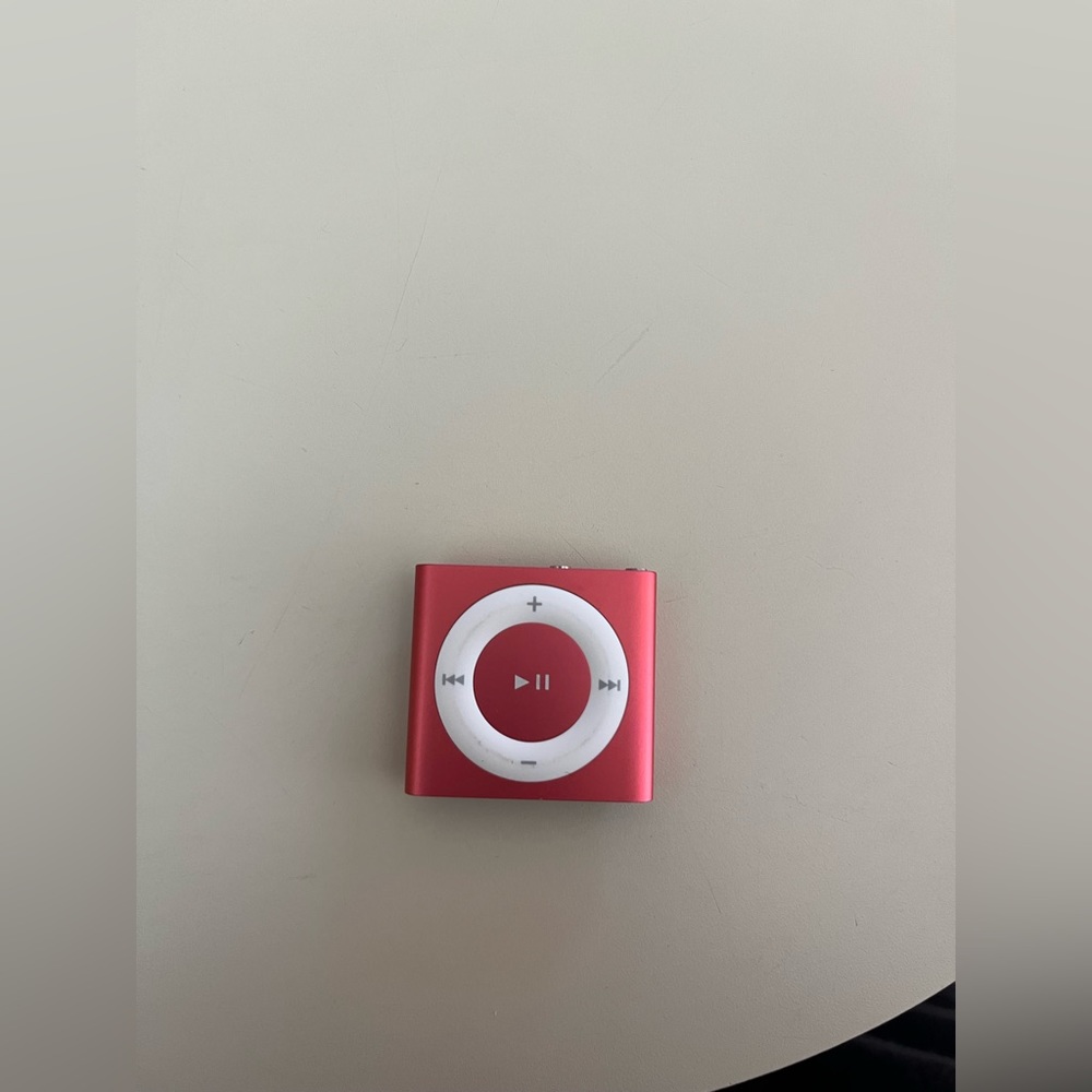 Apple iPod Shuffle 4th Generation